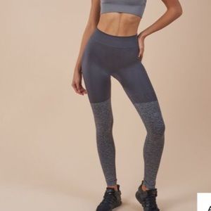 Gym shark two toned seamless leggings, NWT
